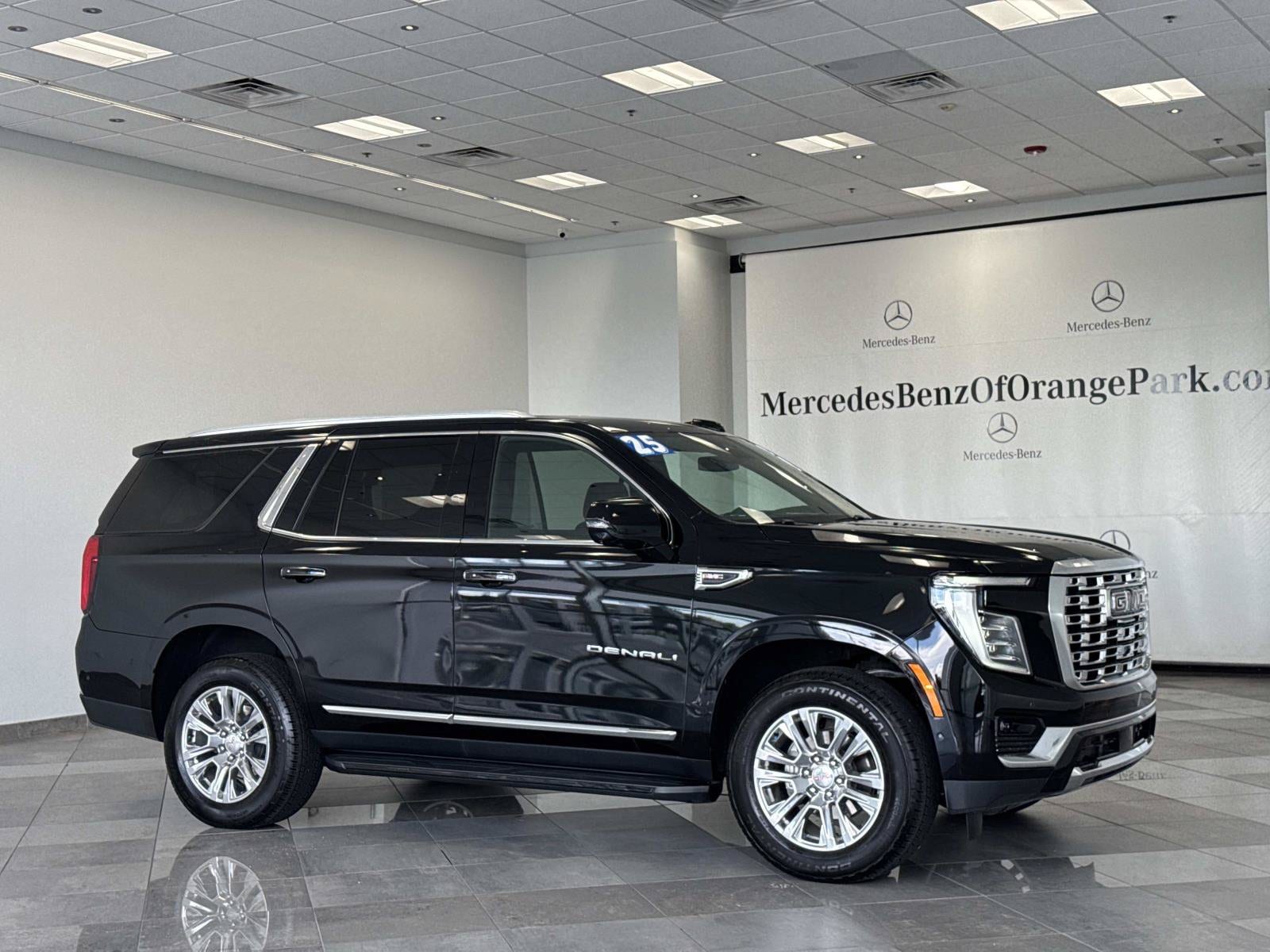 2025 GMC Yukon Denali - Photo 2