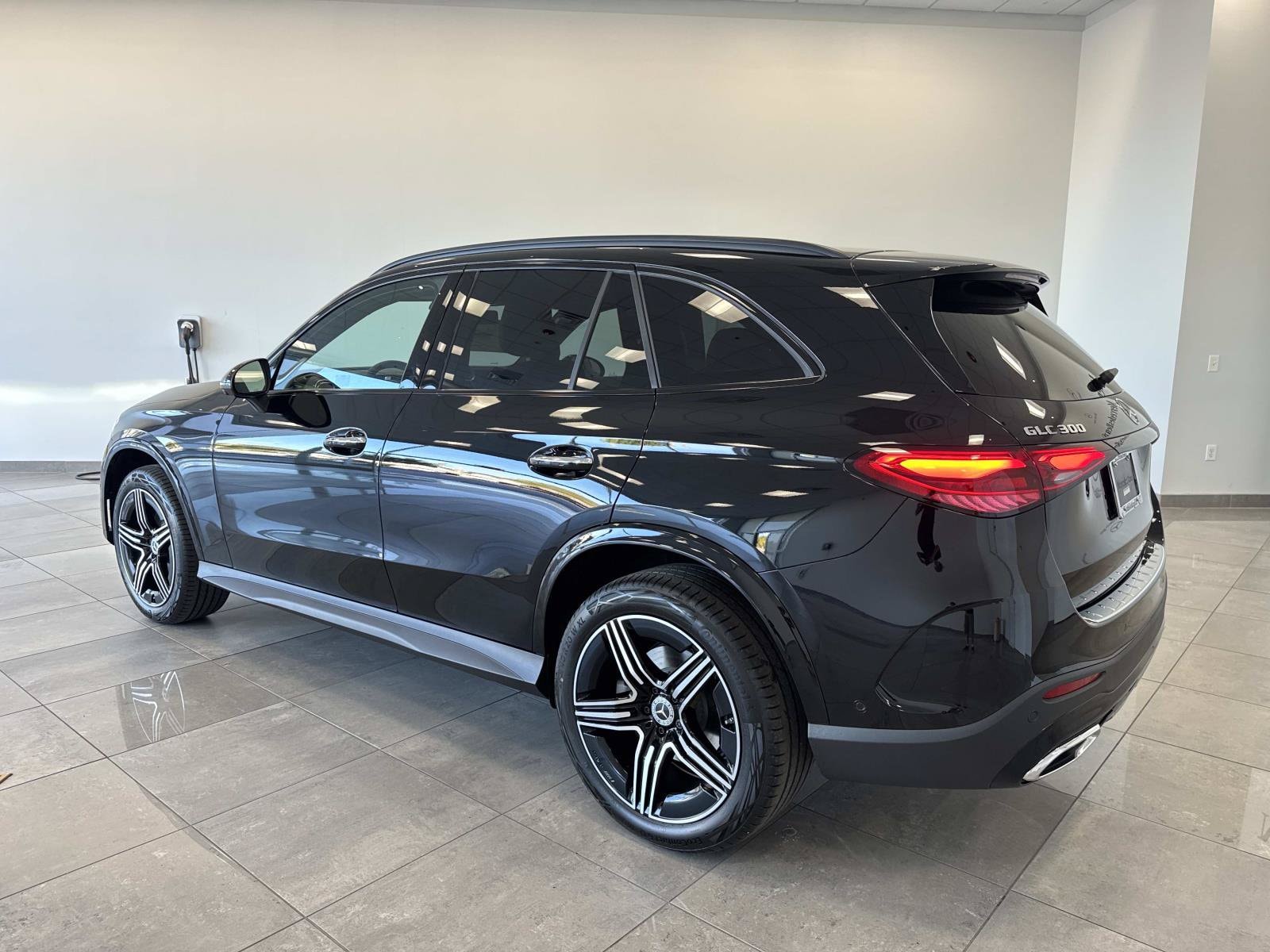 2026 Mercedes-Benz GLC Base - Photo 7