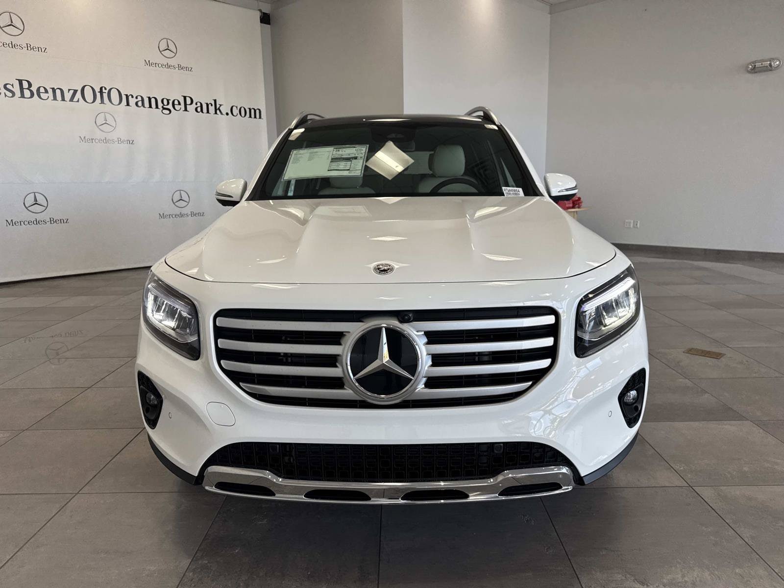 2026 Mercedes-Benz GLB GLB 250 - Photo 2