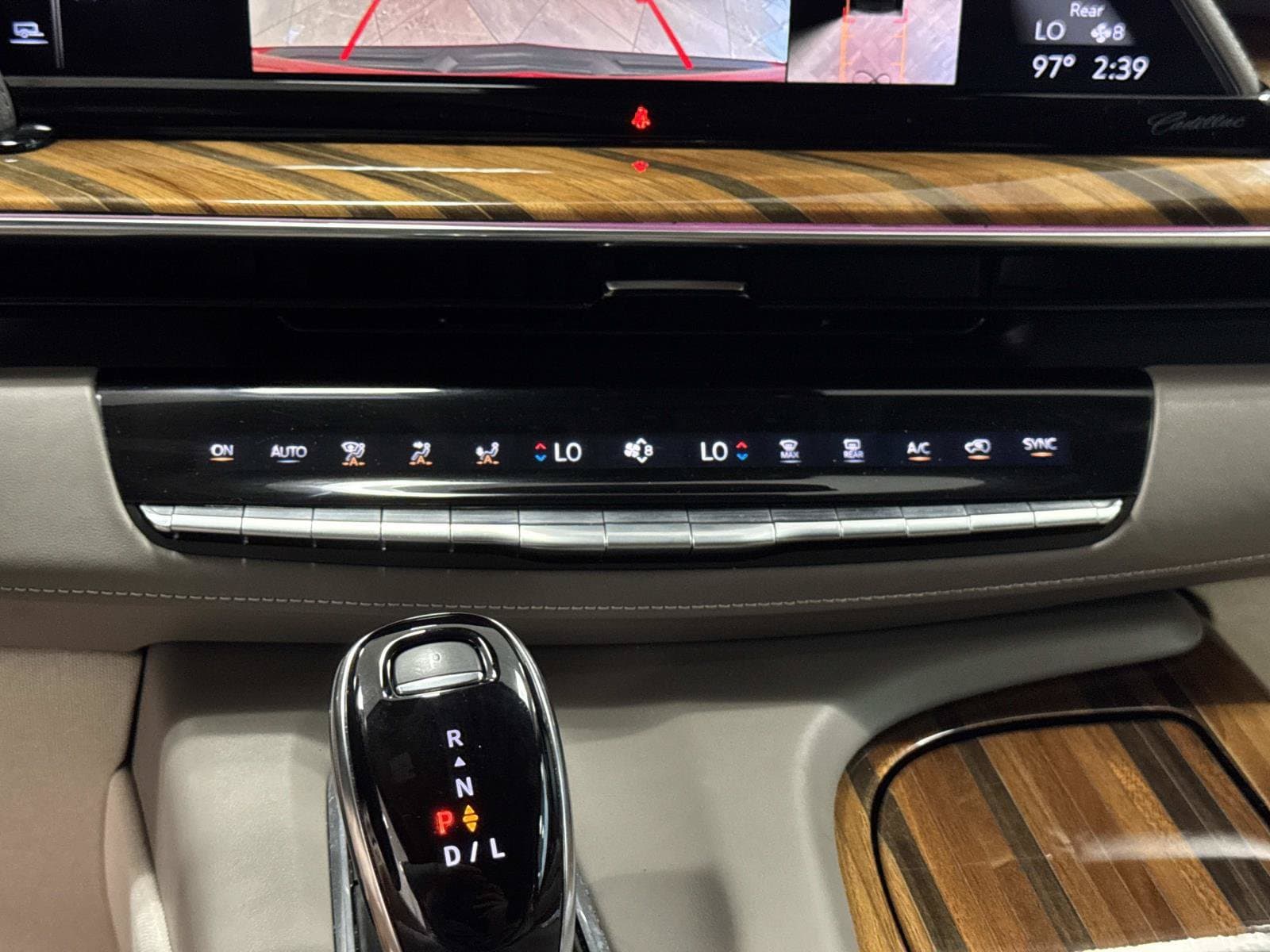 2024 Cadillac Escalade Sport Platinum - Photo 18