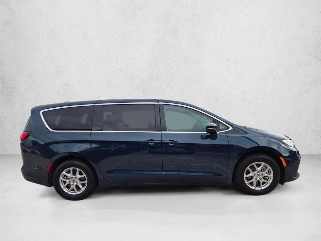 Used 2024 Chrysler Pacifica Touring L Van Passenger Van