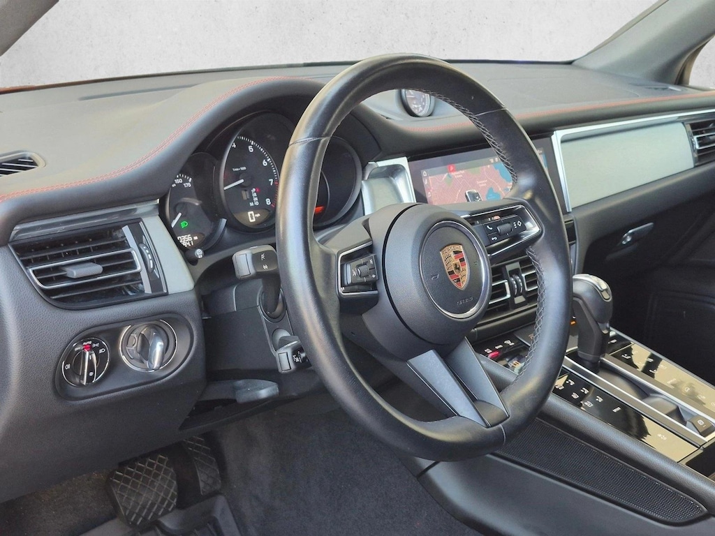 Used 2024 Porsche Macan SUV