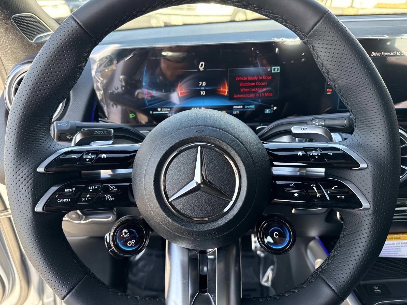 2026 Mercedes-Benz GLB AMG GLB 35 - Photo 38