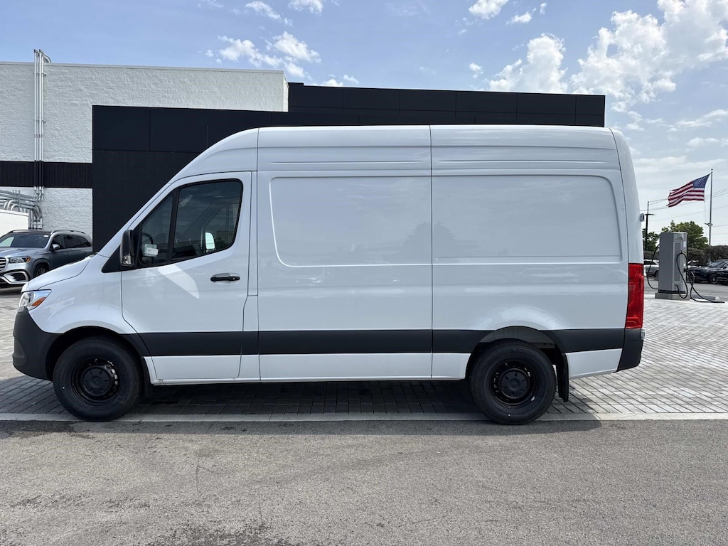 New 2026 Mercedes-Benz Sprinter Cargo Van Standard Roof 4-Cyl Diesel 2500 Standard Roof I4 Diesel 144 RWD