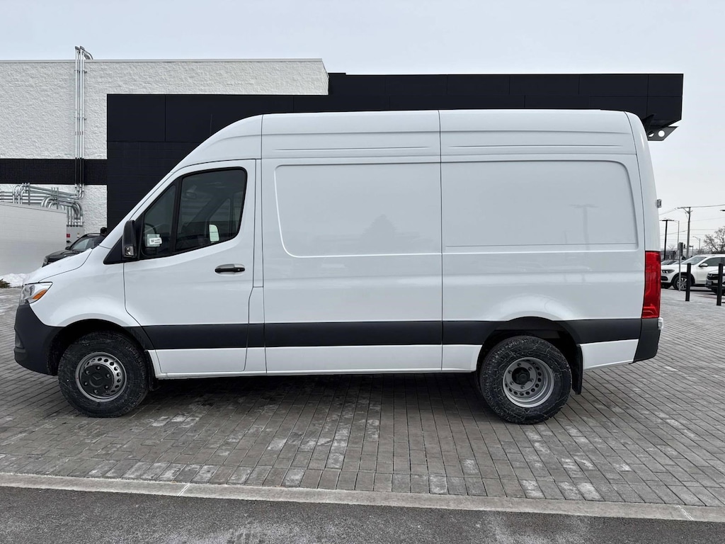 New 2026 Mercedes-Benz Sprinter Cargo Van Standard Roof 4-Cyl Diesel HO 3500 Standard Roof I4 Diesel HO 144 RWD