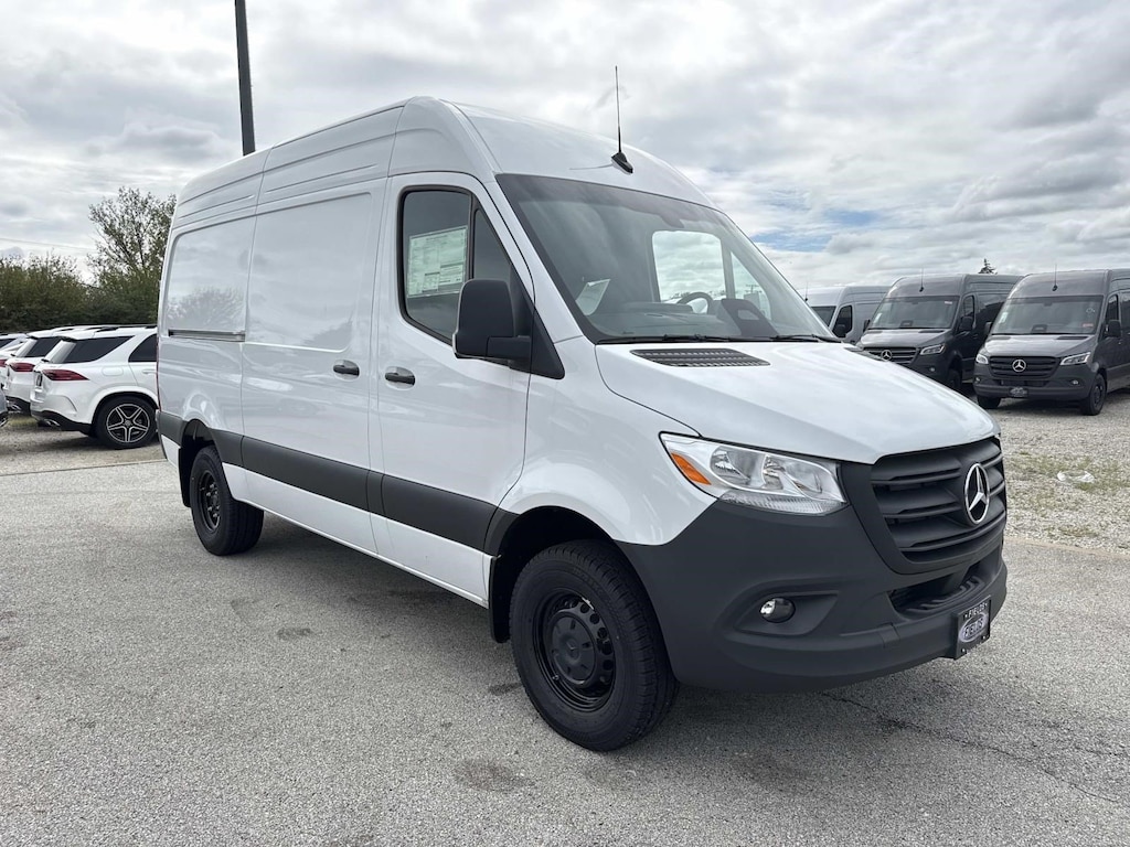 New 2026 Mercedes-Benz Sprinter Cargo Van Standard Roof 4-Cyl Diesel HO 3500 Standard Roof I4 Diesel HO 144 RWD