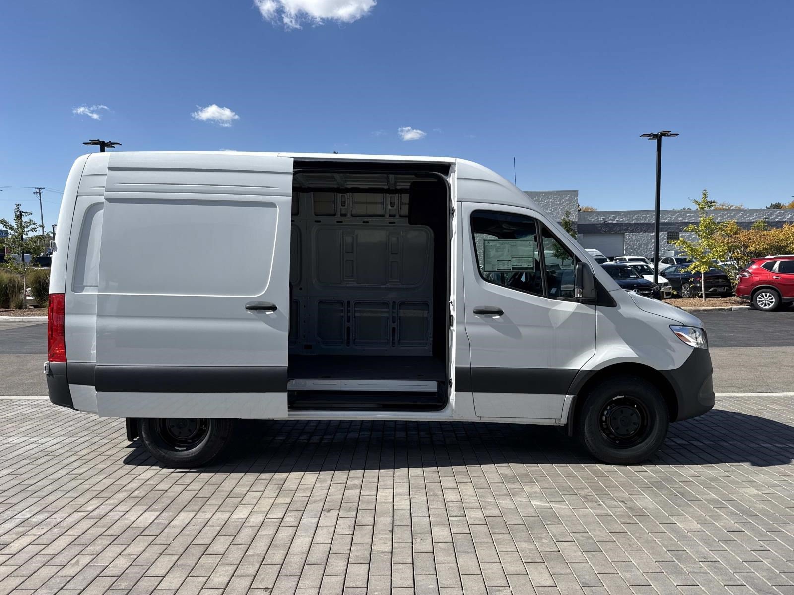 New 2025 Mercedes-Benz Sprinter Cargo Van Standard Roof 4-Cyl Diesel 2500 Standard Roof I4 Diesel 144 RWD