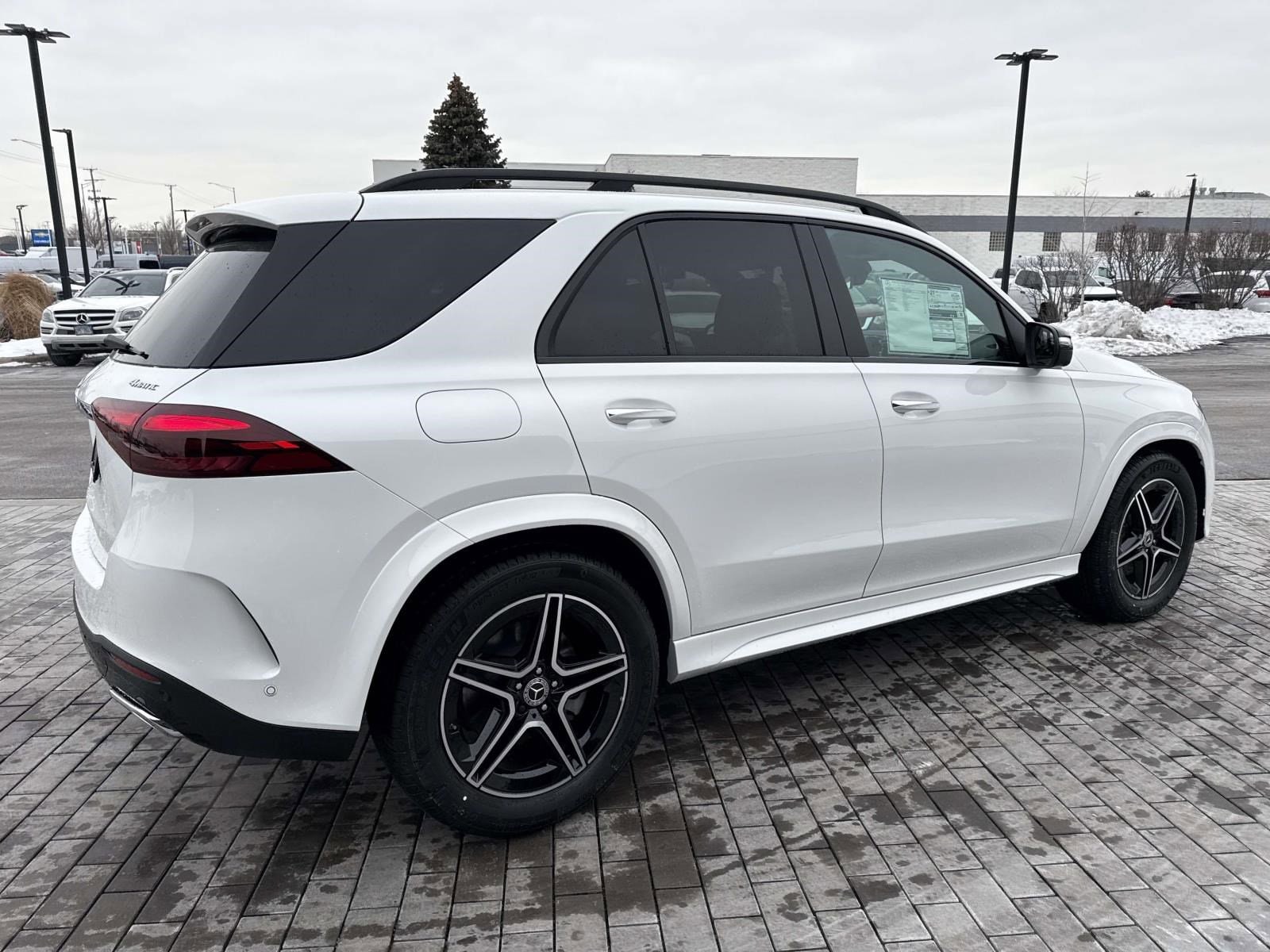 2026 Mercedes-Benz GLE GLE450 - Photo 7