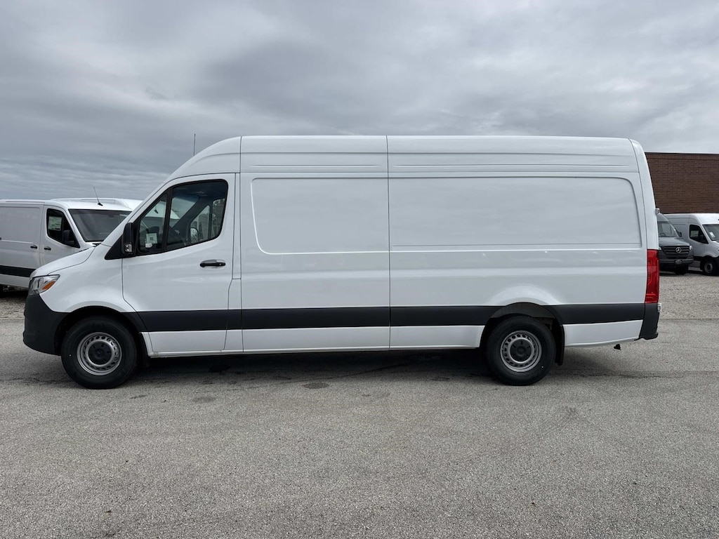 New 2026 Mercedes-Benz Sprinter Cargo Van High Roof 4-Cyl Diesel 2500 High Roof I4 Diesel 170 RWD