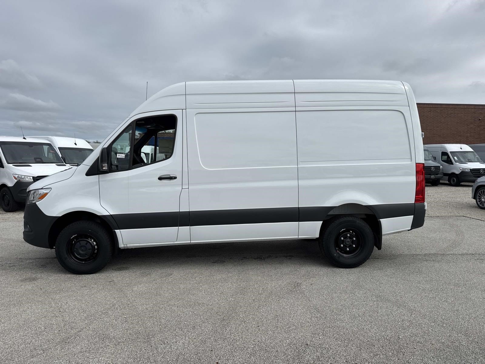 New 2026 Mercedes-Benz Sprinter Cargo Van Standard Roof 4-Cyl Diesel HO 3500 Standard Roof I4 Diesel HO 144 RWD