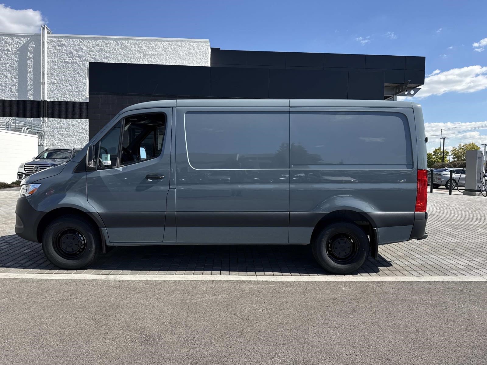 New 2026 Mercedes-Benz Sprinter Cargo Van Standard Roof 4-Cyl Diesel 2500 Standard Roof I4 Diesel 144 RWD