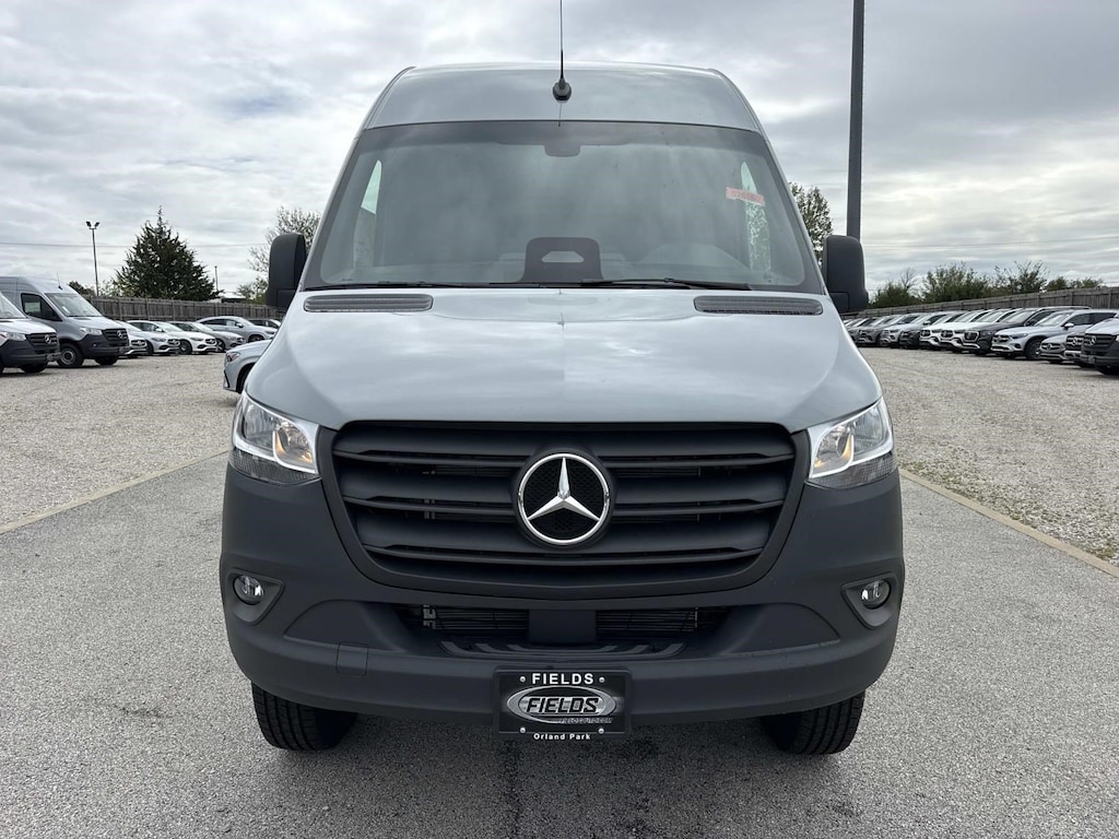 New 2026 Mercedes-Benz Sprinter Cargo Van Standard Roof 4-Cyl Diesel HO 2500 Standard Roof I4 Diesel HO 144 AWD