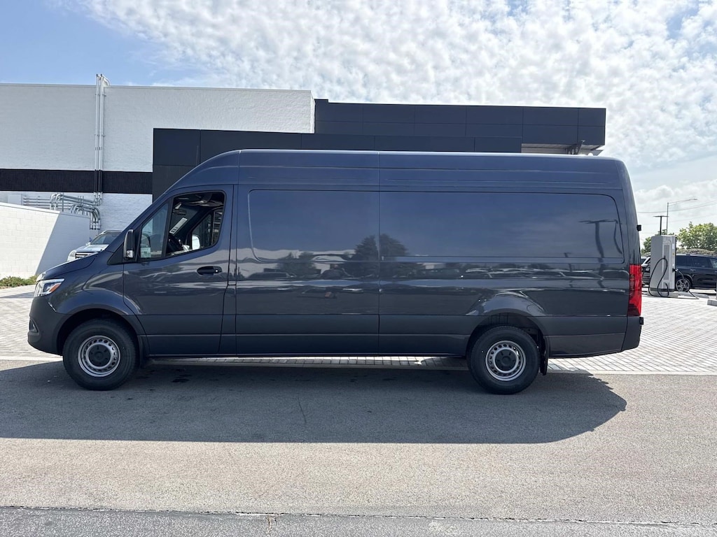 New 2026 Mercedes-Benz Sprinter Cargo Van High Roof 4-Cyl Diesel HO 2500 High Roof I4 Diesel HO 170 RWD