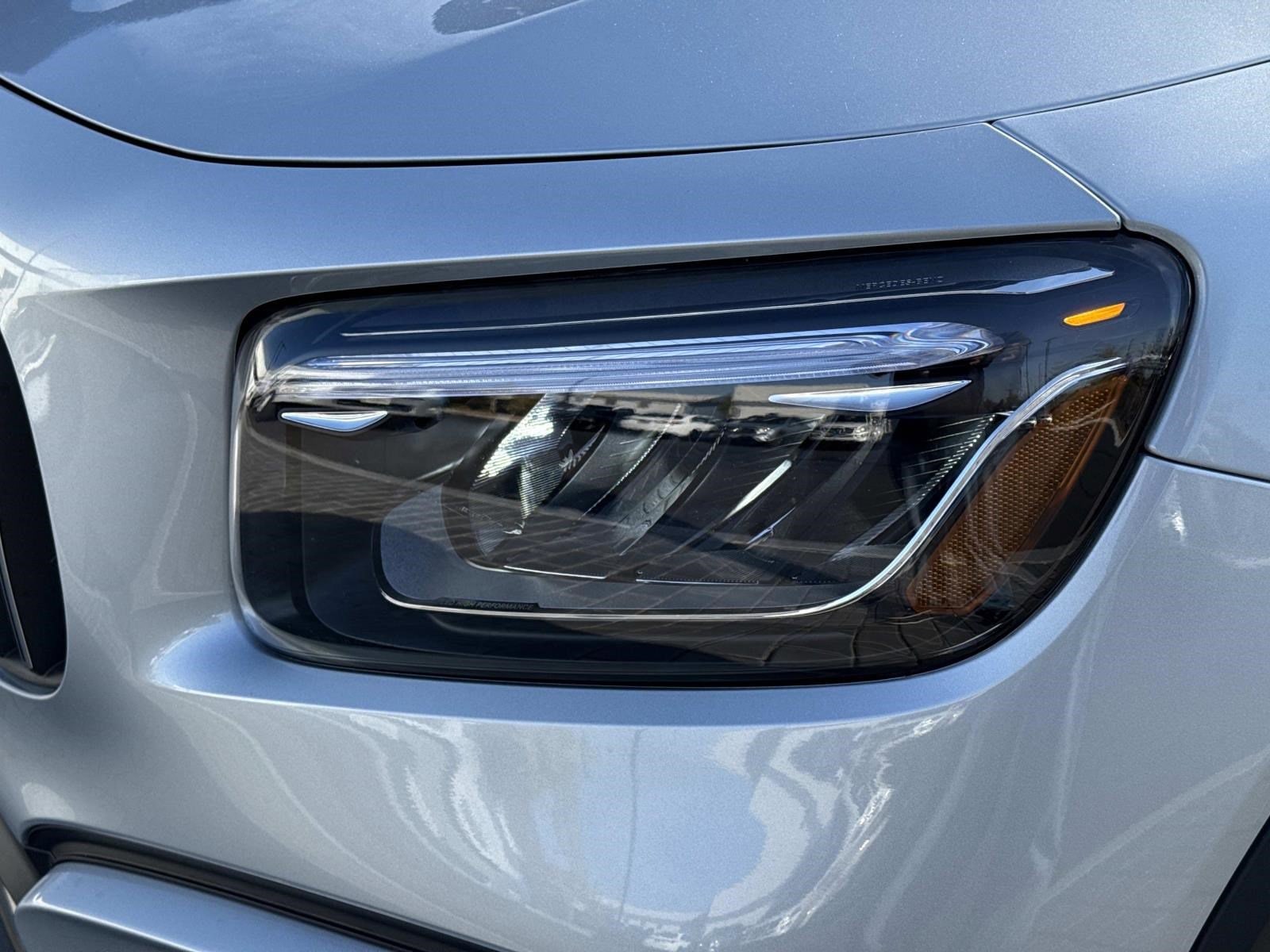 2026 Mercedes-Benz GLB AMG GLB 35 - Photo 10