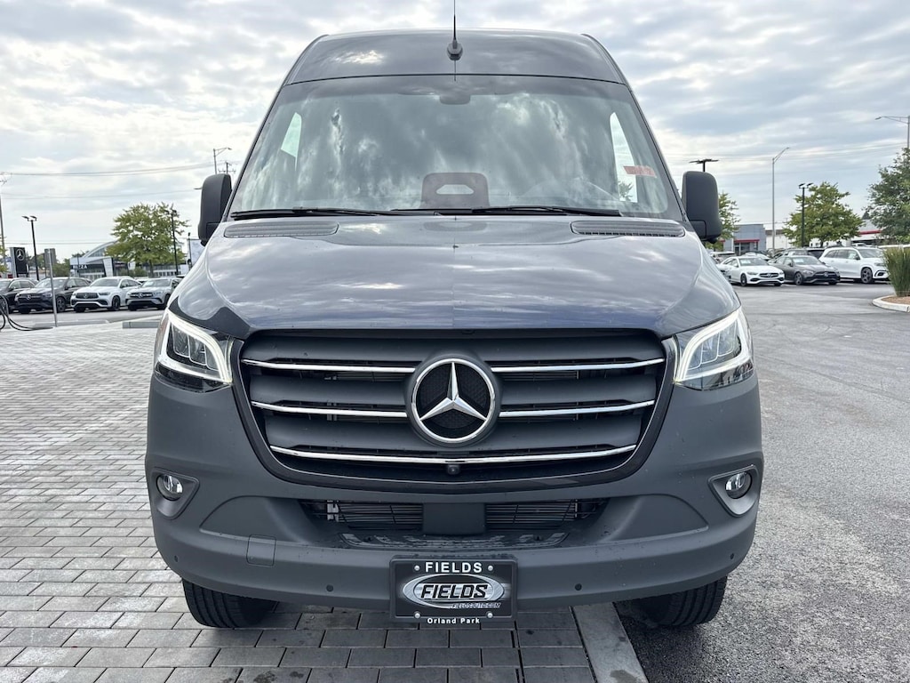 New 2026 Mercedes-Benz Sprinter Passenger Van Standard Roof 4-Cyl Diesel HO 2500 Standard Roof I4 Diesel HO 144 AWD