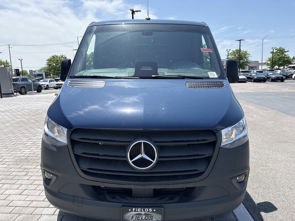 New 2026 Mercedes-Benz Sprinter Cargo Van Standard Roof 4-Cyl Diesel 2500 Standard Roof I4 Diesel 144 RWD