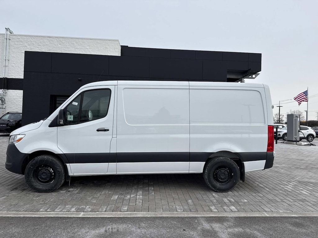New 2026 Mercedes-Benz Sprinter 2500 Standard Roof 4-Cyl Diesel Van Cargo Van