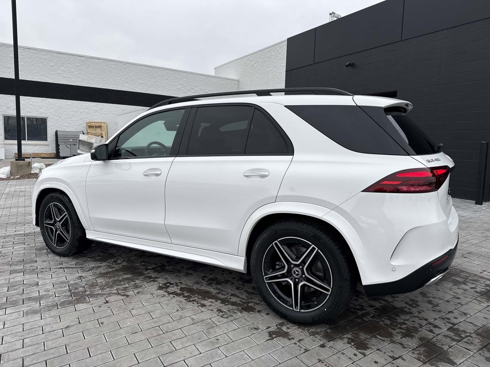 2026 Mercedes-Benz GLE GLE450 - Photo 13