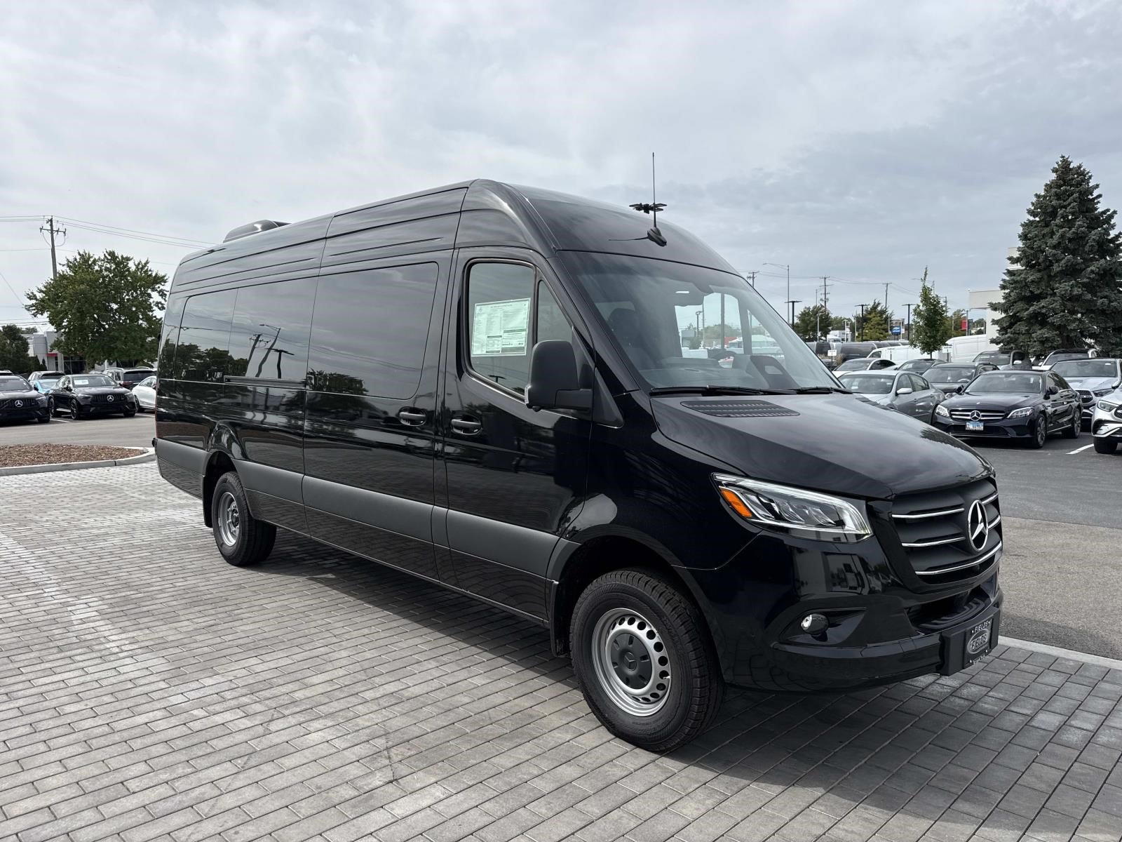 New 2026 Mercedes-Benz Sprinter Cargo Van High Roof 4-Cyl Diesel HO 3500 High Roof I4 Diesel HO 170 Extended RWD