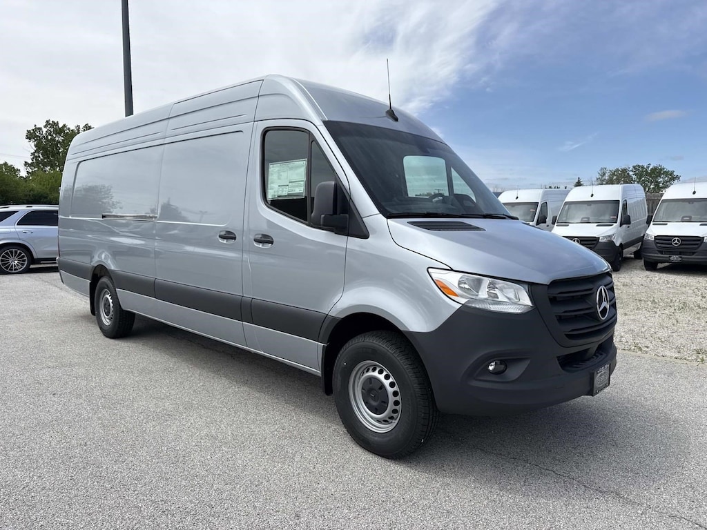 New 2026 Mercedes-Benz Sprinter Cargo Van High Roof 4-Cyl Diesel 2500 High Roof I4 Diesel 170 Extended RWD