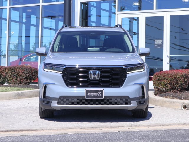 Used 2023 Honda Pilot Elite AWD SUV