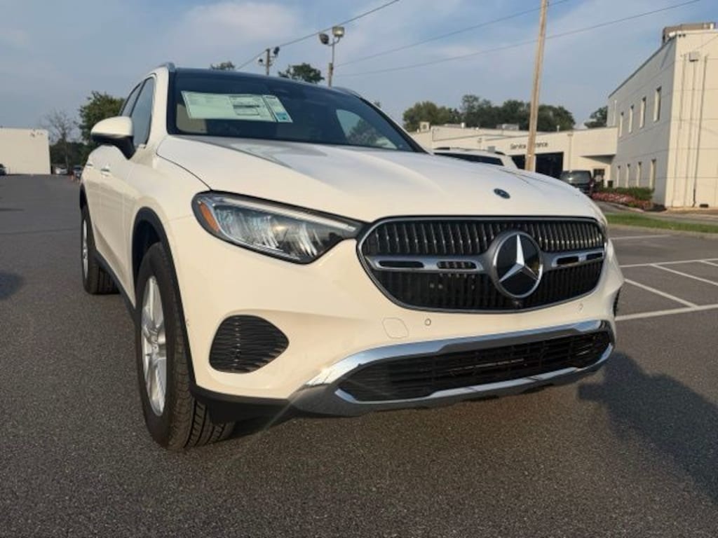 New 2027 Mercedes-Benz GLC 300 4MATIC SUV