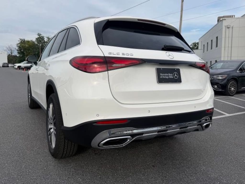 New 2027 Mercedes-Benz GLC 300 4MATIC SUV