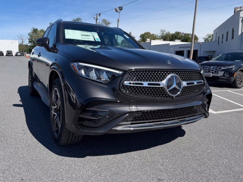 New 2027 Mercedes-Benz GLC 300 4MATIC SUV