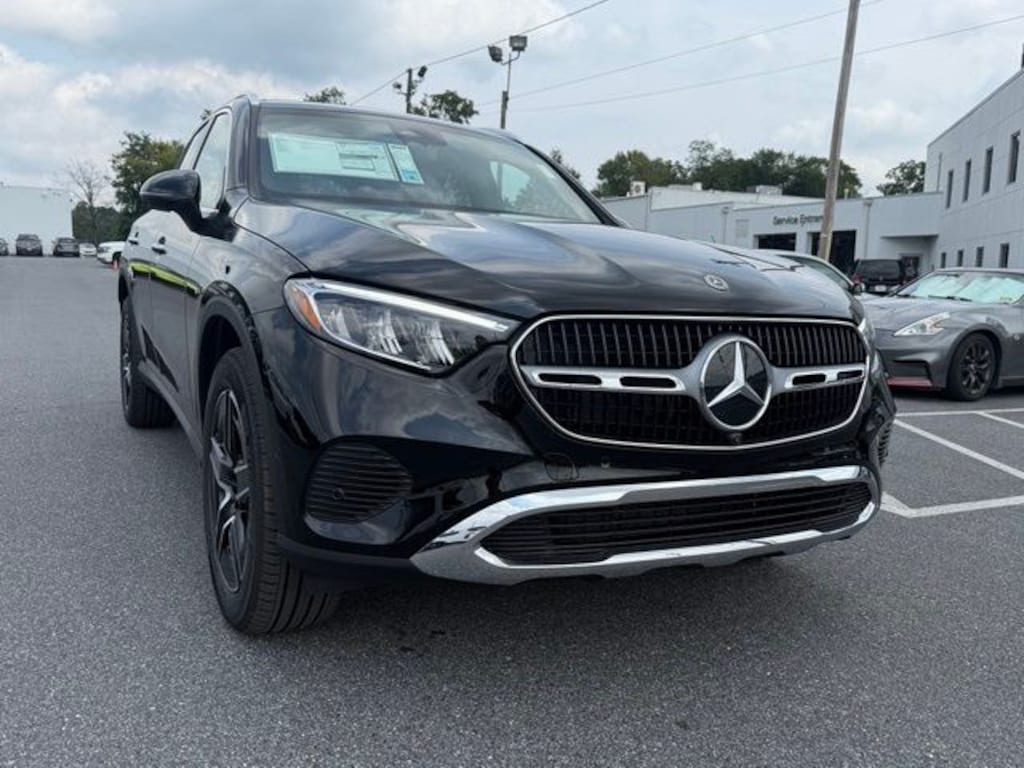 New 2027 Mercedes-Benz GLC 300 4MATIC SUV