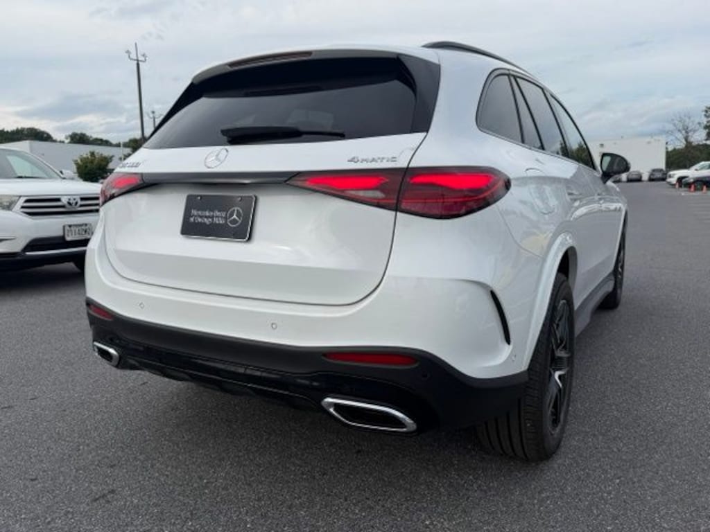 New 2027 Mercedes-Benz GLC 300 4MATIC SUV