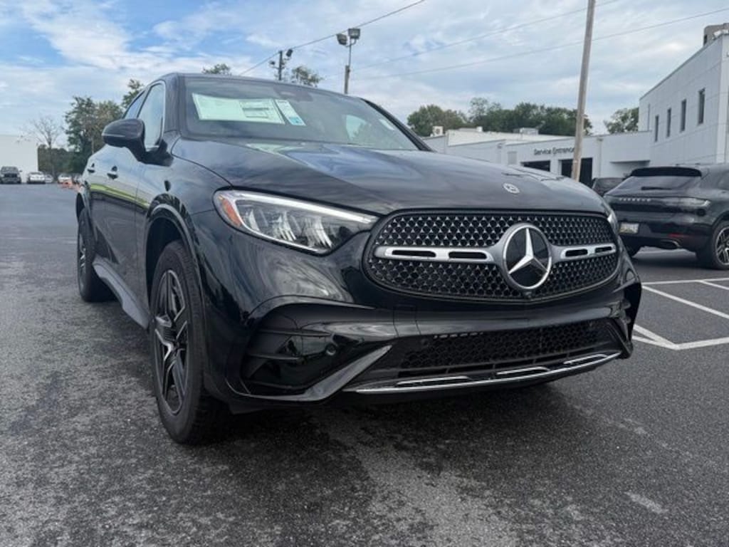 New 2027 Mercedes-Benz GLC 300 4MATIC SUV