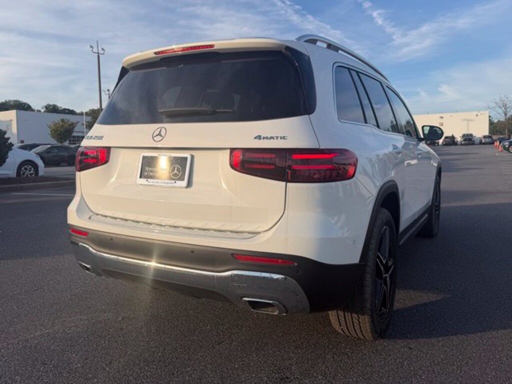 New 2026 Mercedes-Benz GLB 250 4MATIC SUV