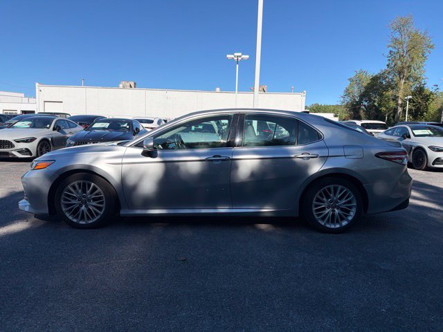 Used 2018 Toyota Camry XLE FWD Sedan