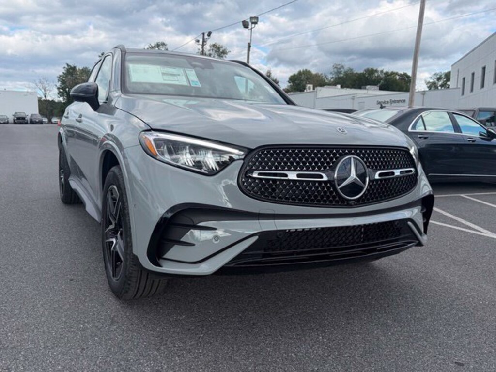 New 2027 Mercedes-Benz GLC 4MATIC SUV