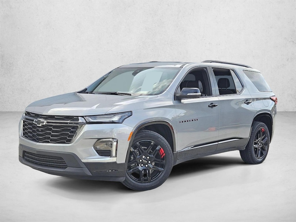 Used 2023 Chevrolet Traverse Premier SUV