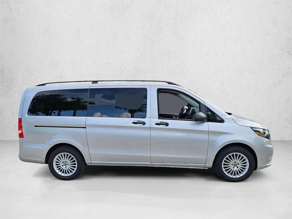 Used 2023 Mercedes-Benz Metris Passenger Van Van