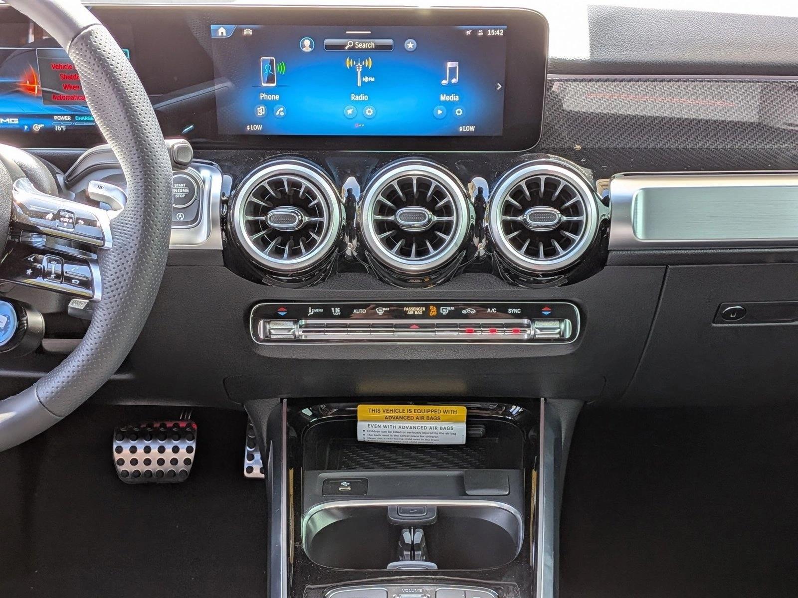 2026 AMG GLB 35, photo 11 of 16