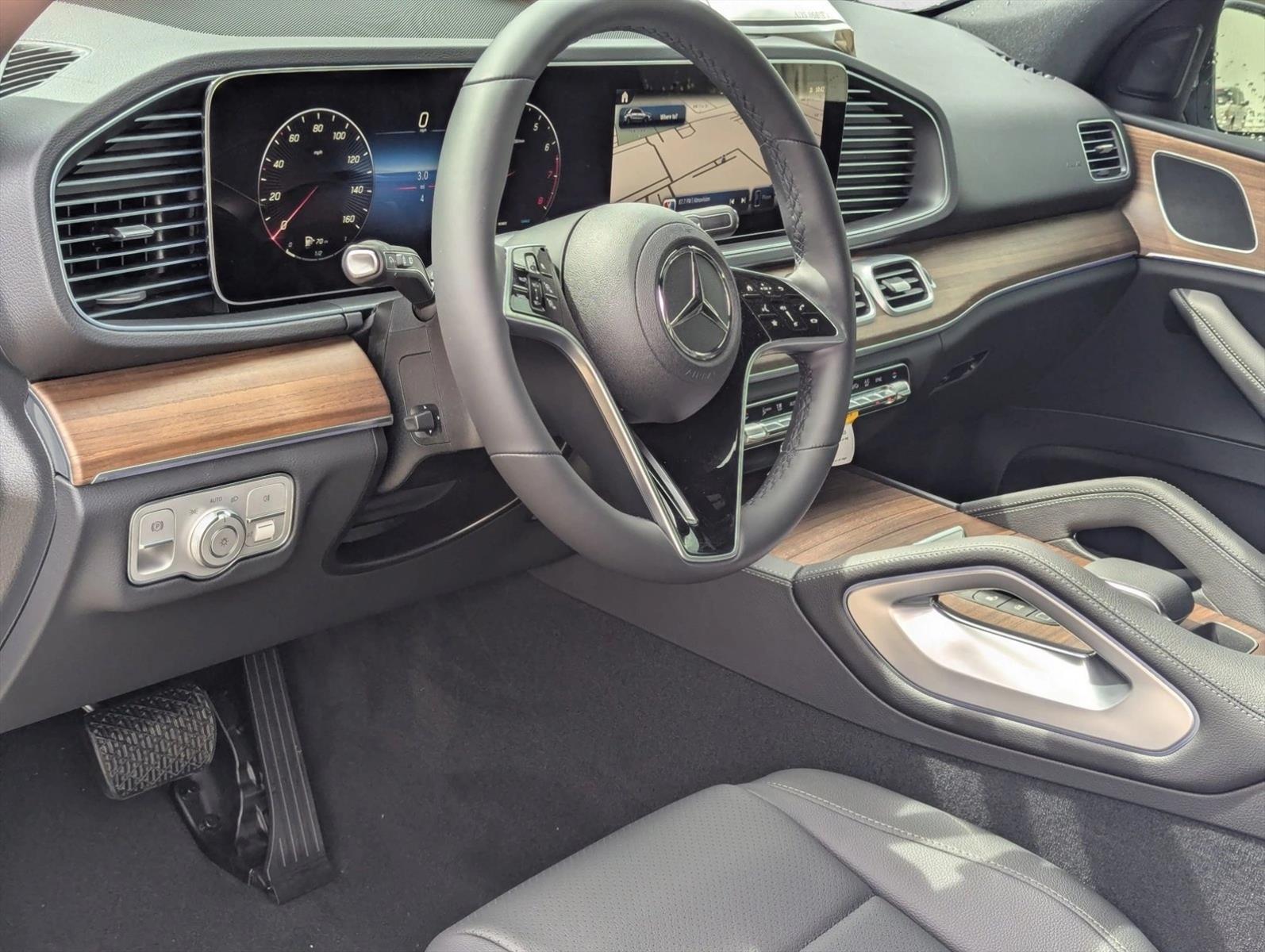 2026 GLE 350, photo 3 of 16
