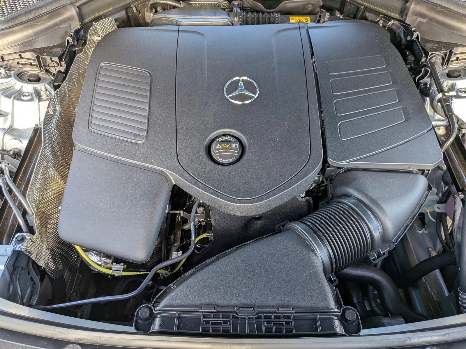 2026 GLC 300, photo 16 of 17