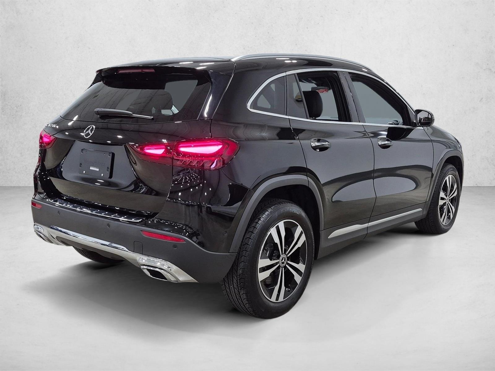 2026 GLA 250, photo 5 of 25