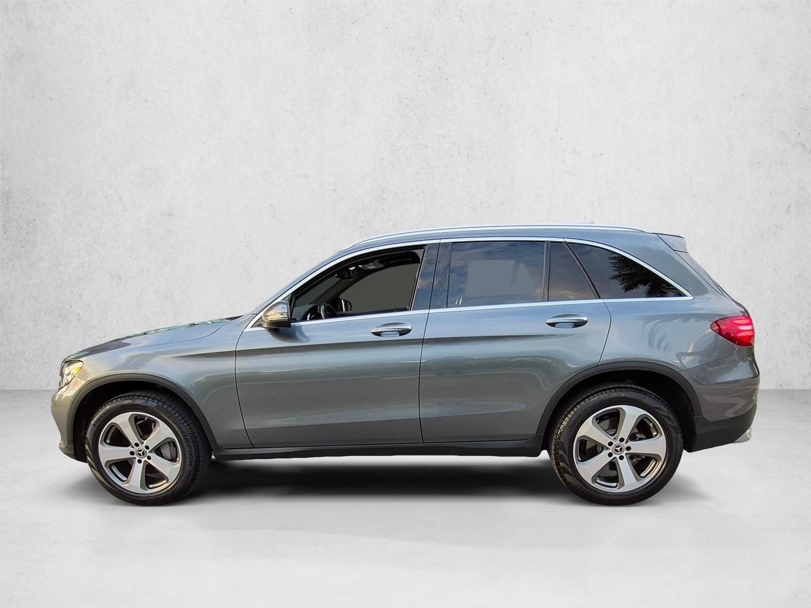 2019 GLC 300 4MATIC, photo 9 of 25