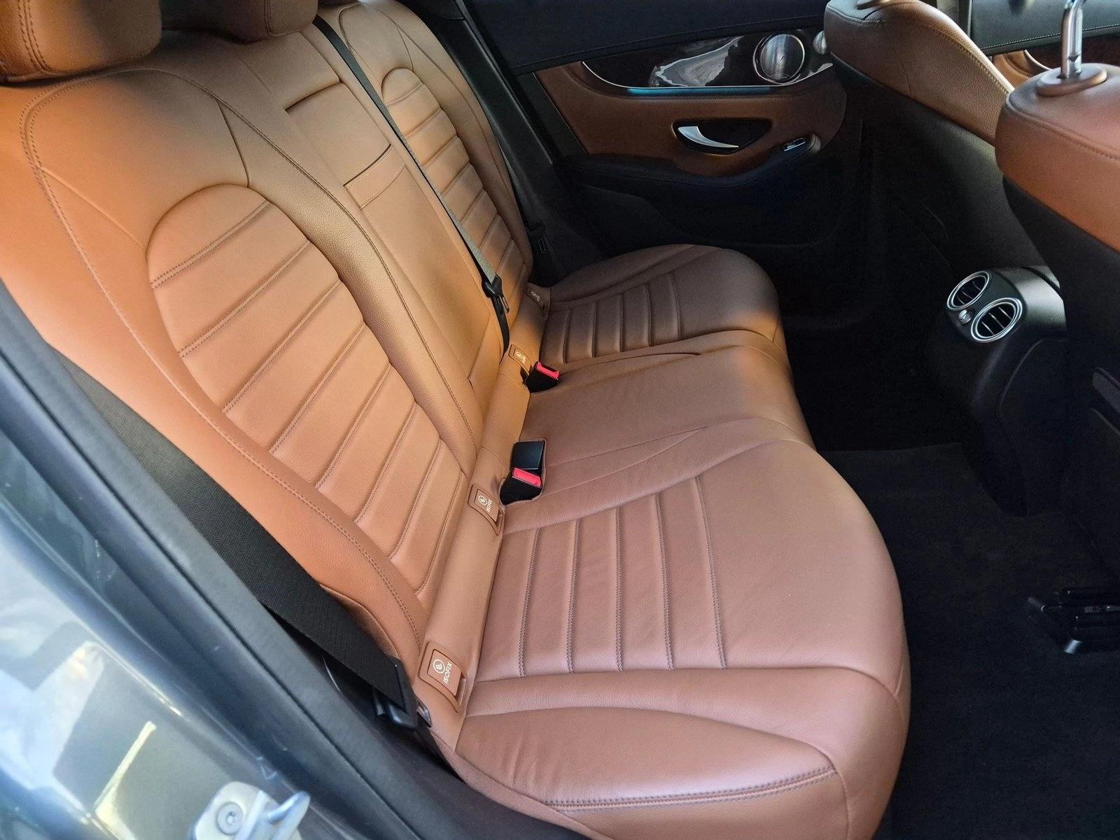 2019 GLC 300 4MATIC, photo 20 of 25