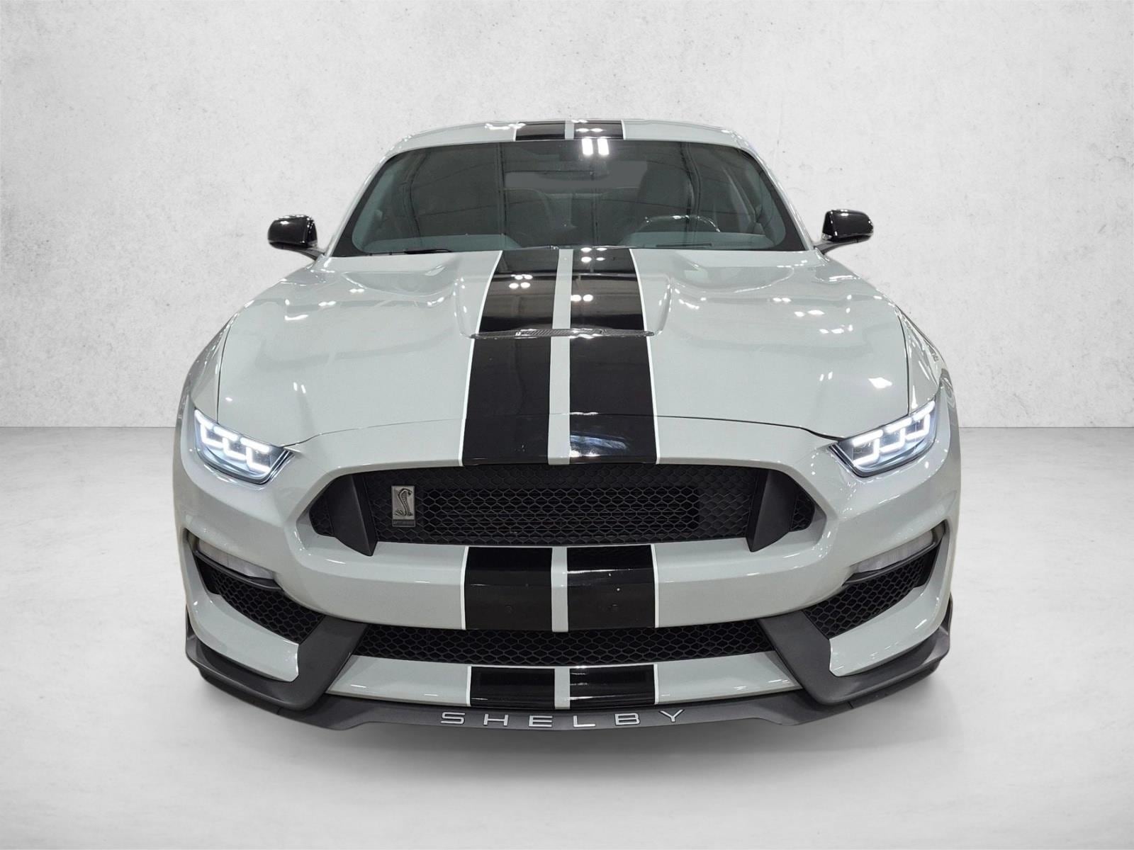 2017 Ford Mustang Shelby Coupe, photo 2 of 24