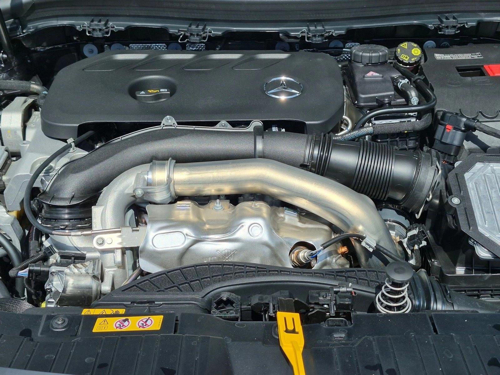 2026 GLA 250, photo 16 of 17