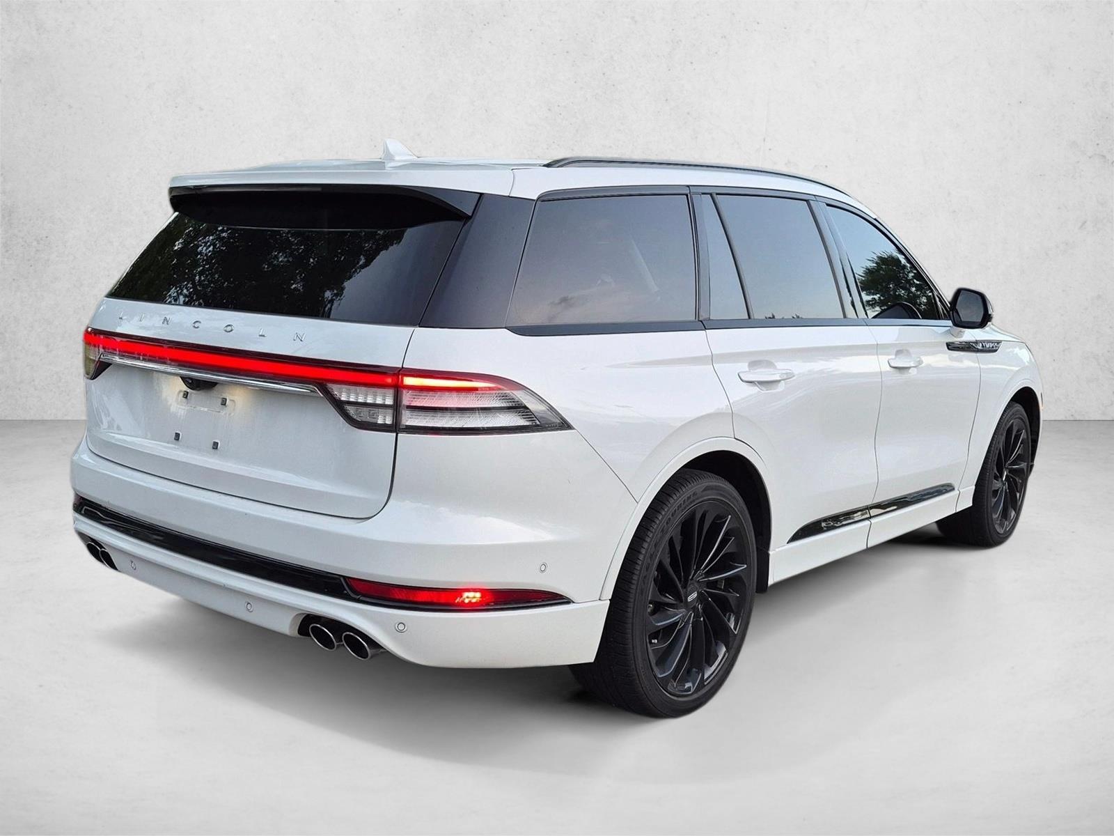 2023 Lincoln Aviator Reserve, photo 5 of 24