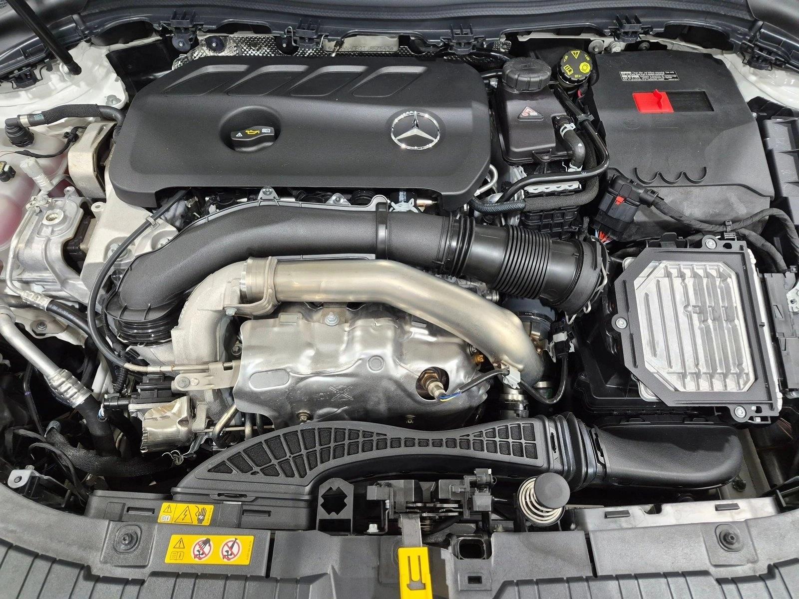 2026 GLA 250, photo 23 of 25