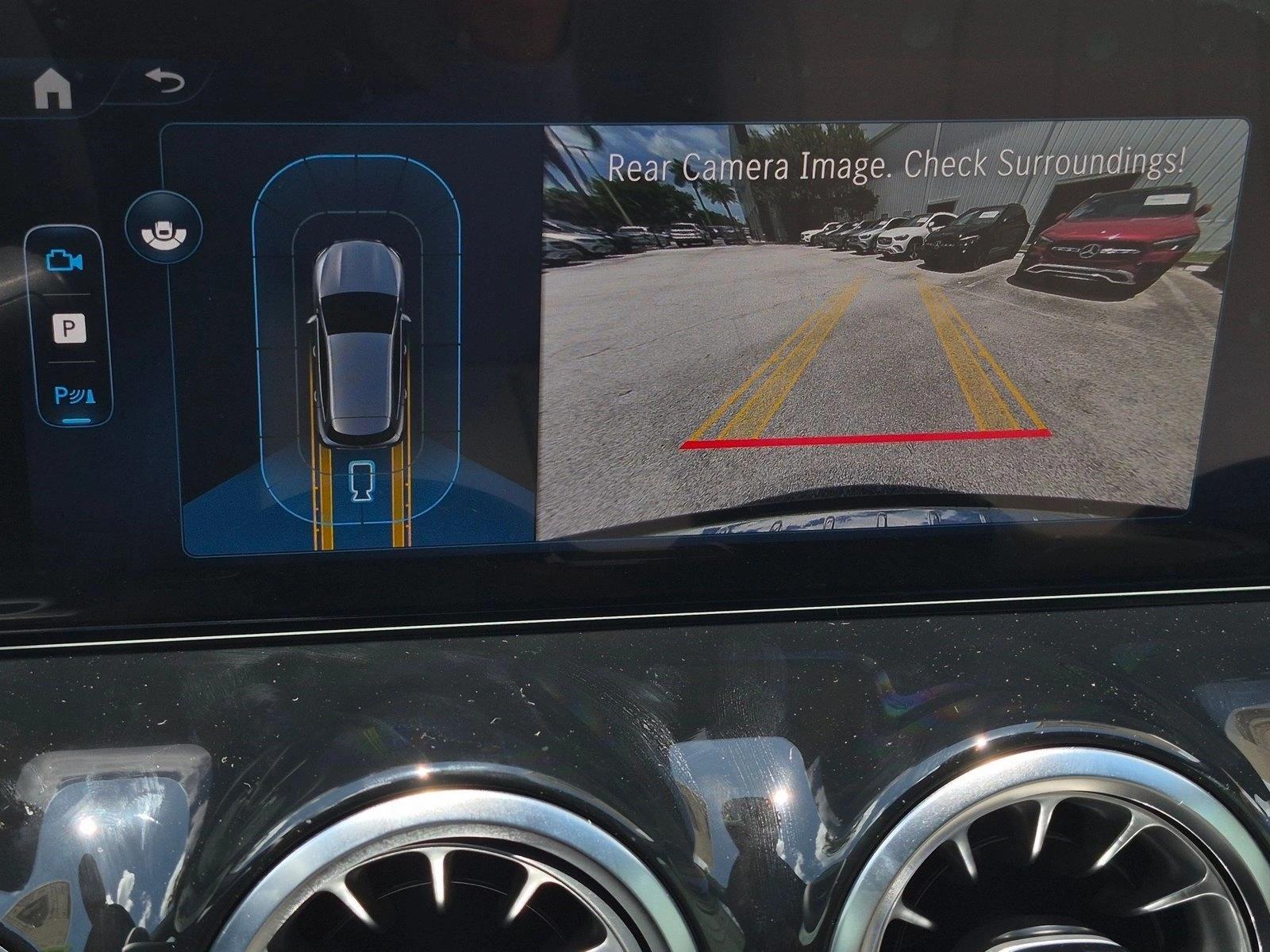 2026 GLA 250, photo 12 of 17