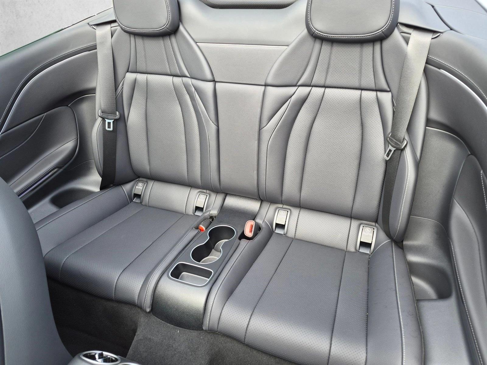 2027 CLE 300 4MATIC Cabriolet, photo 15 of 17