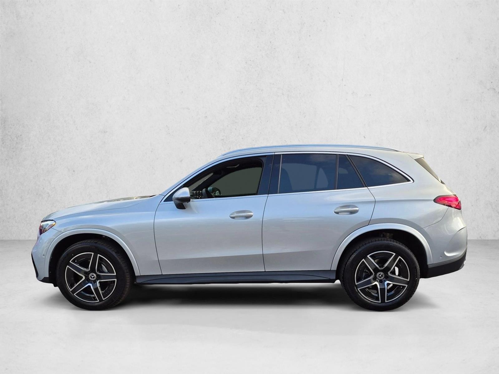 2026 GLC 300 4MATIC, photo 5 of 16