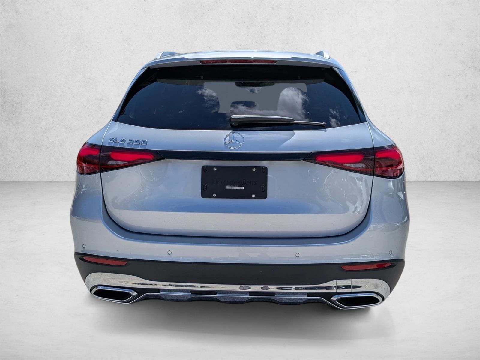 2026 GLC 300, photo 7 of 17